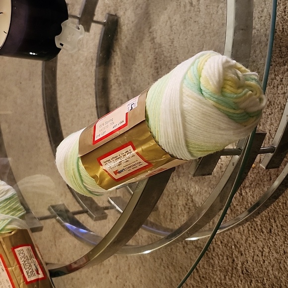 Knitting Worted Type - Picture 3 of 3